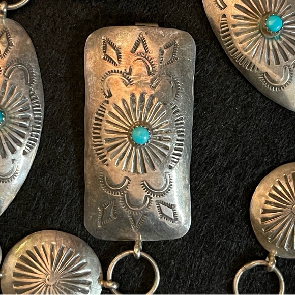 AUTHENTIC NATIVE AMERICAN STERLING SILVER AND TURQUOISE CONCHO BELT 🔥VINTAGE - Picture 2 of 11